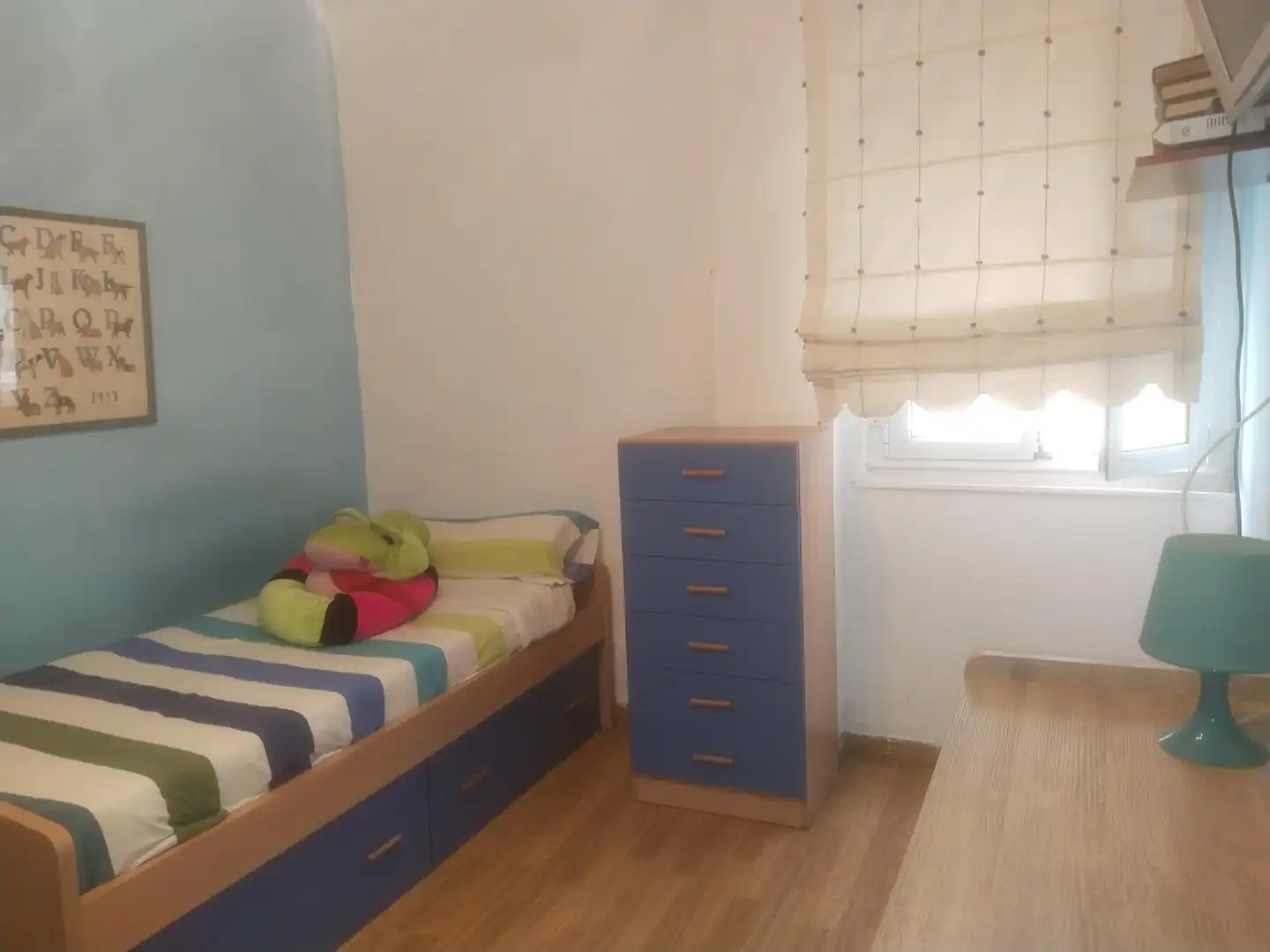Habitación de Piso de alquiler en Inmobiliaria - Barreda