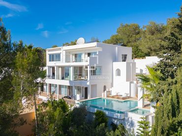Villa avec piscine à vendre à Can Furnet