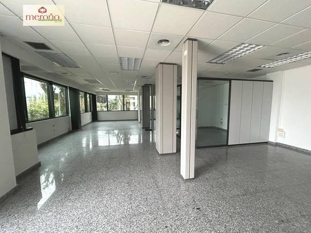 Local comercial en Alquiler en Torrellano