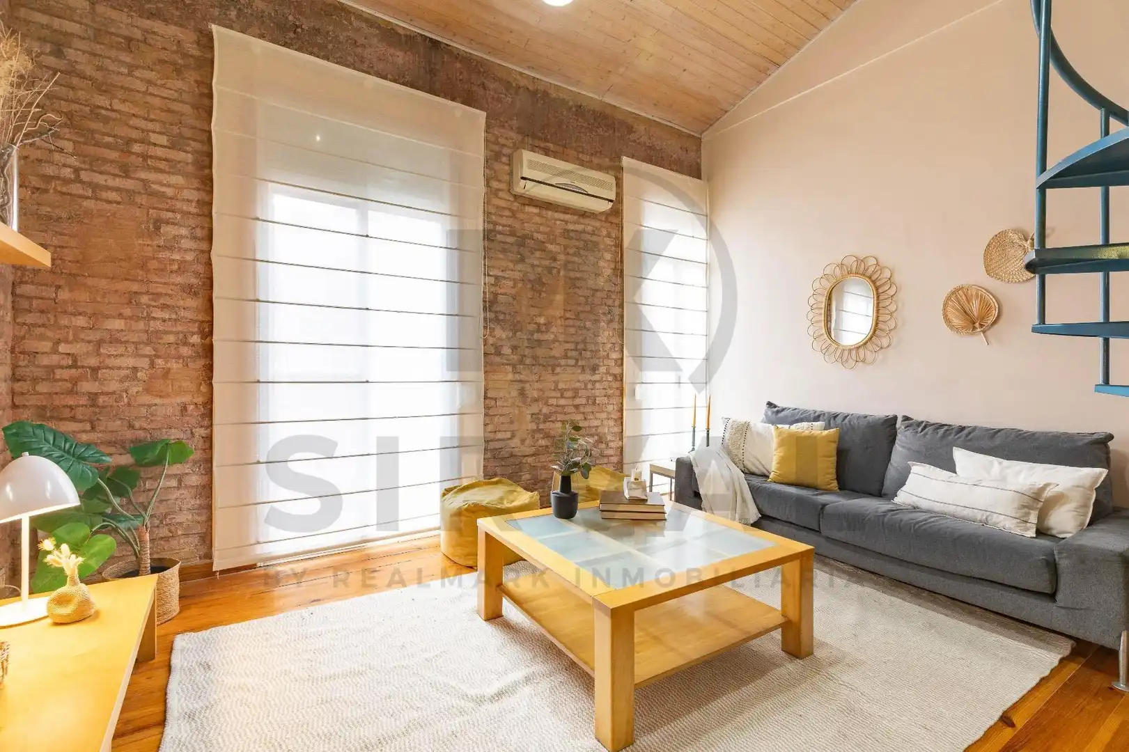 Living room of Duplexes for sale in L'Olivereta