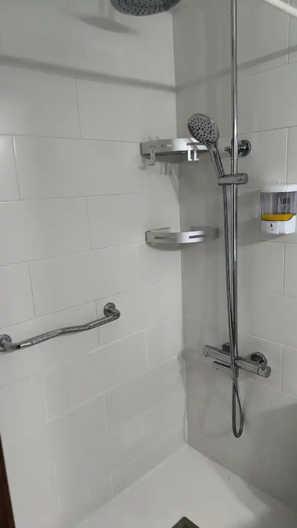 Baño de Piso de alquiler en El Poble Sec