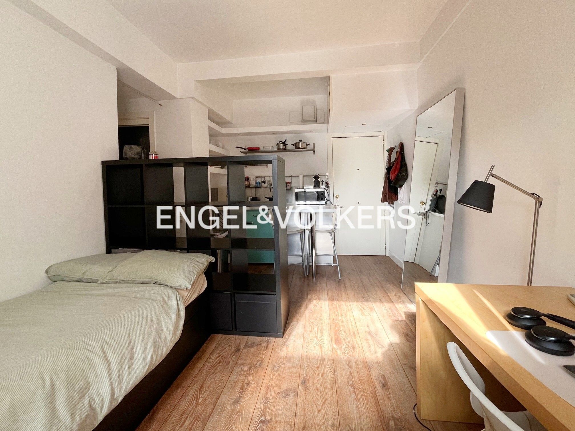 Exterior view of Loft to rent in  Madrid Capital  with Air Conditioner, Heating and Furnished