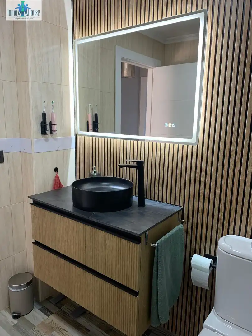 Bany de Pis en venda en  Albacete Capital amb Aire condicionat, Terrassa i Traster