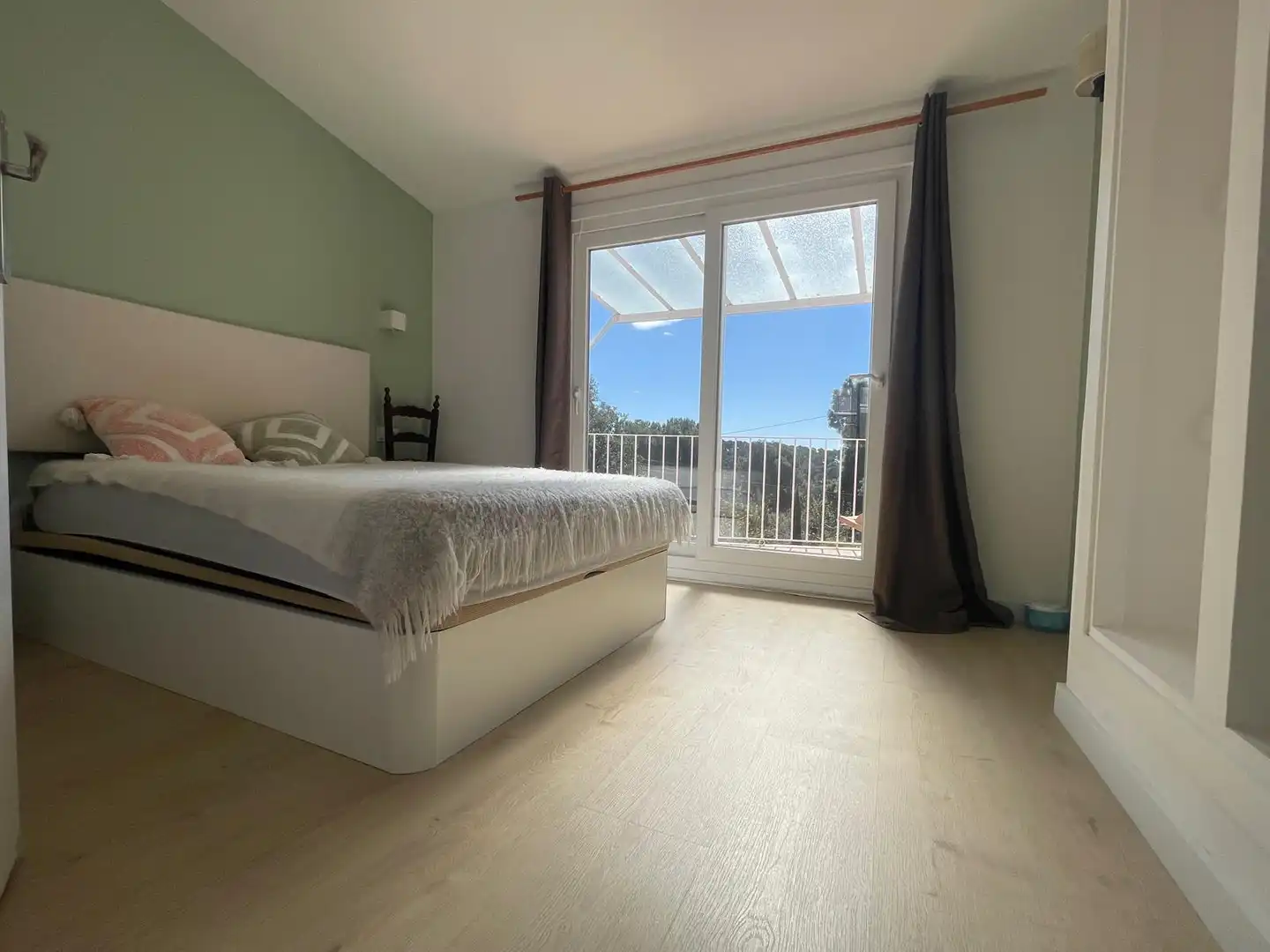 Dormitori de Casa o xalet en venda en Tossa de Mar amb Jardí privat i Moblat