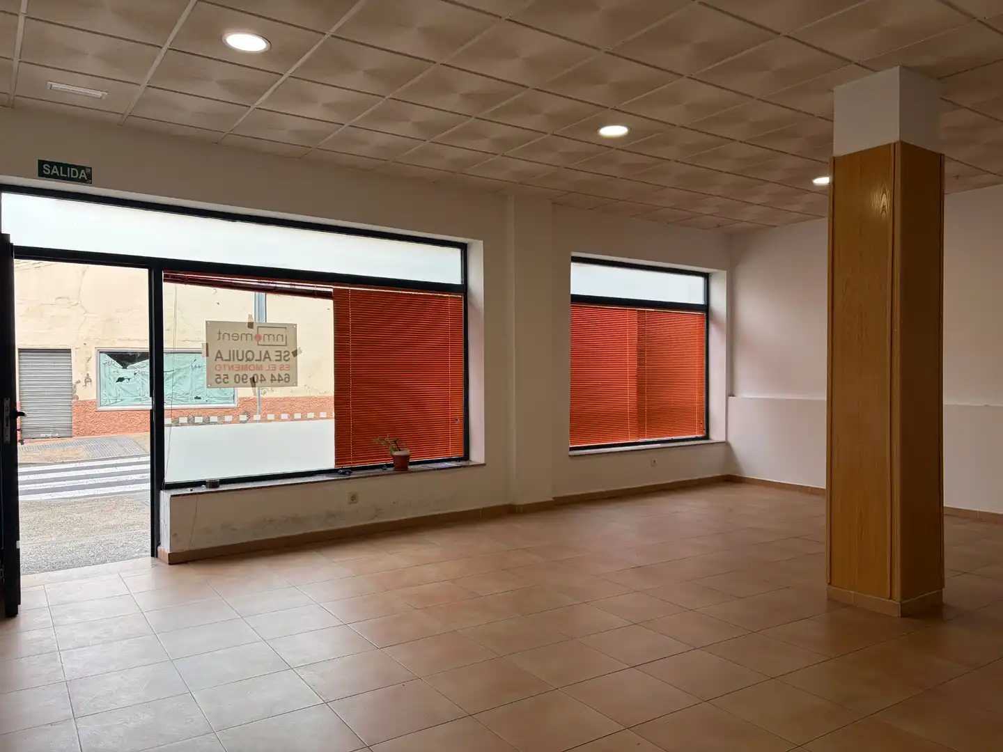 Gewerbefläche zur Miete in Calle Sor Valentina Mirón, imagen 2