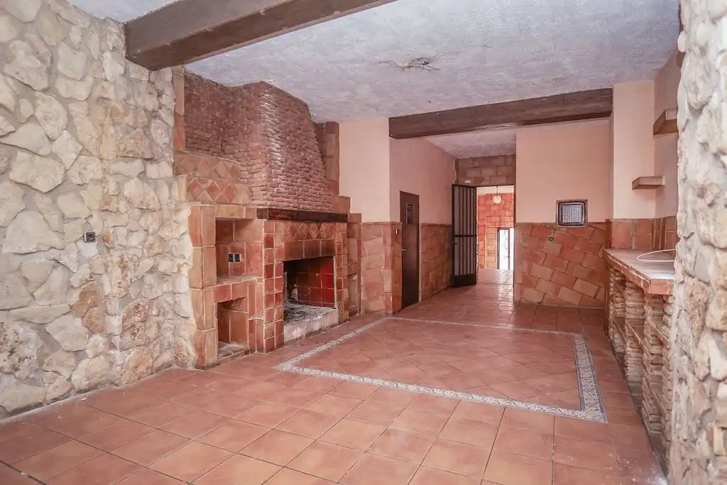 Casa adosada en venda en Calasparra