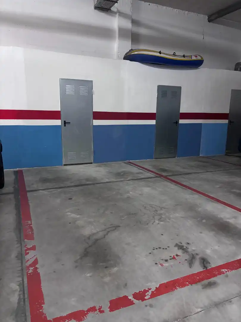 Aparcament de Pis de lloguer en Rincón de la Victoria amb Piscina comunitària