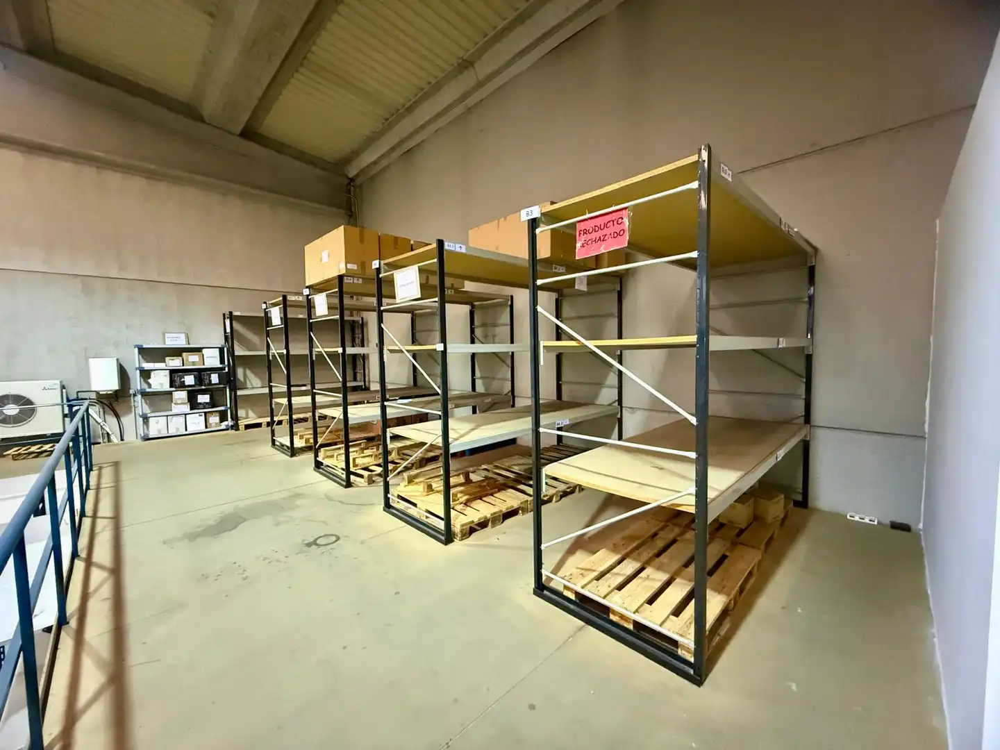 Nave industrial de alquiler en Valle de Elorz / Elortzibar con Calefacción y Alarma