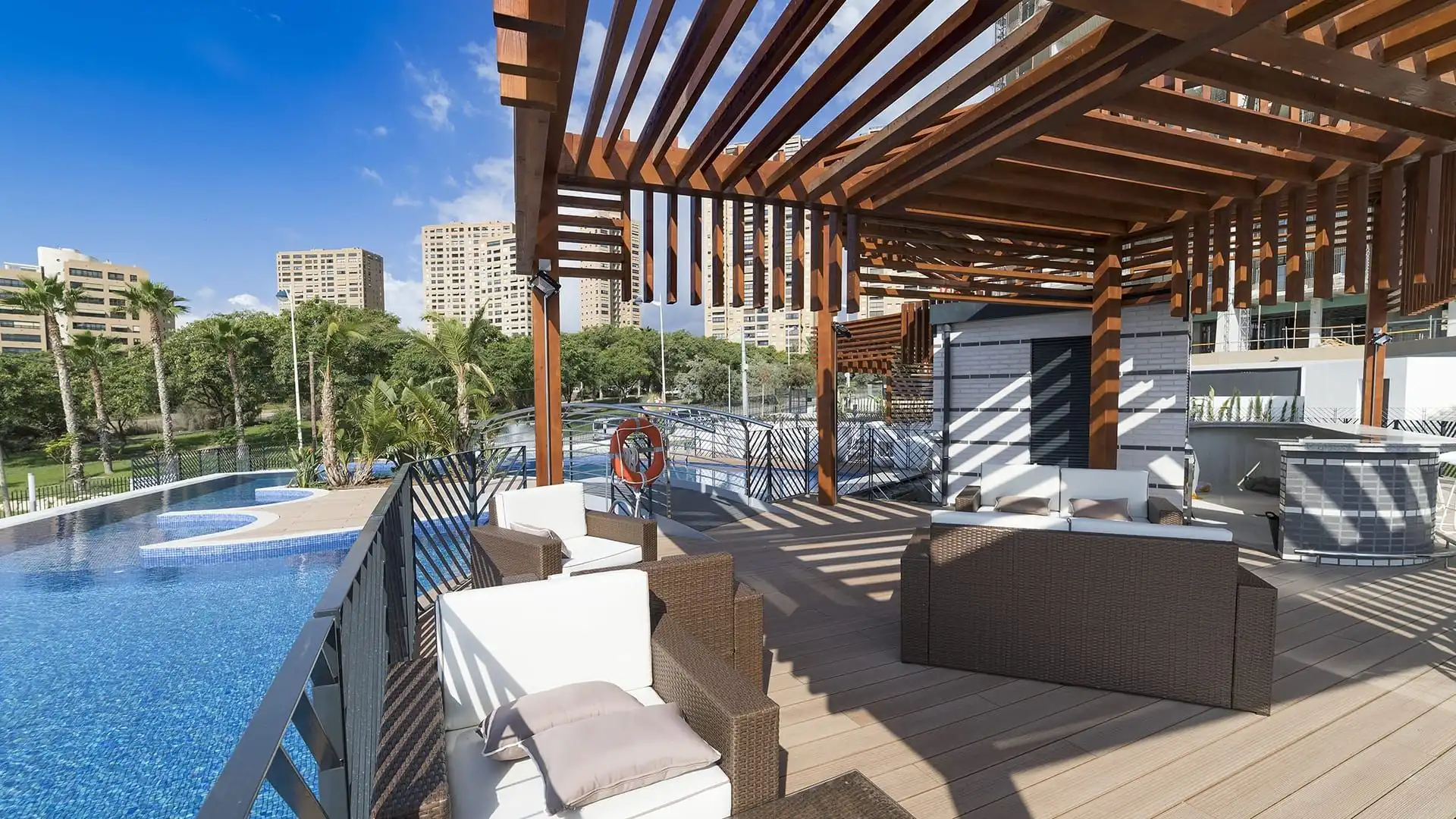Apartment with pool to rent in Playa de Poniente, imagen 8