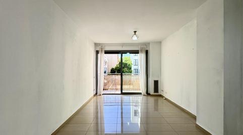Foto 2 de Piso en venta en De Natzaret, Santa Eulàlia, Barcelona