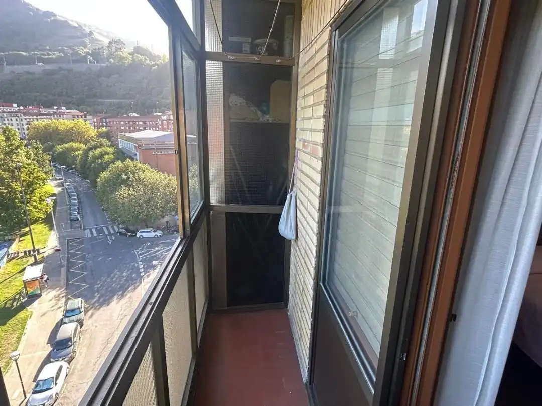Terrassa de Pis en venda en Bilbao  amb Terrassa i Balcó