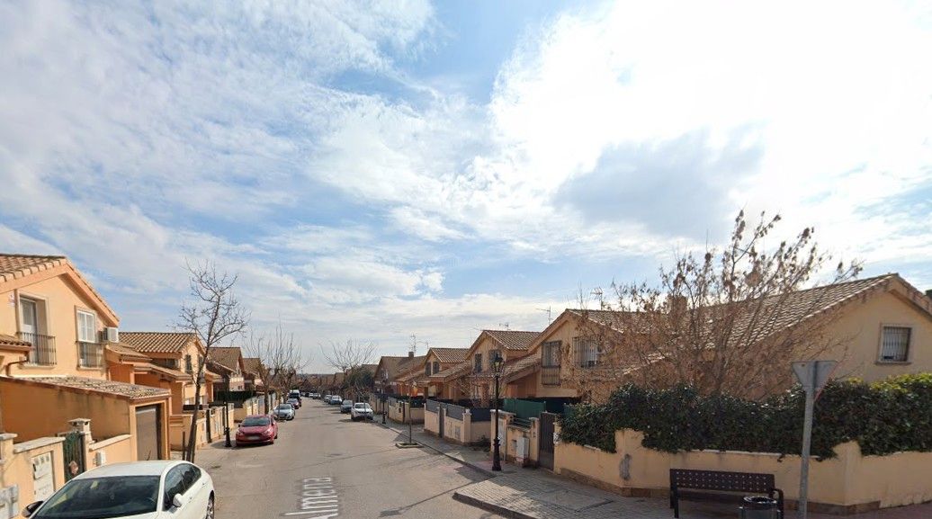 Exterior view of Single-family semi-detached for sale in Seseña