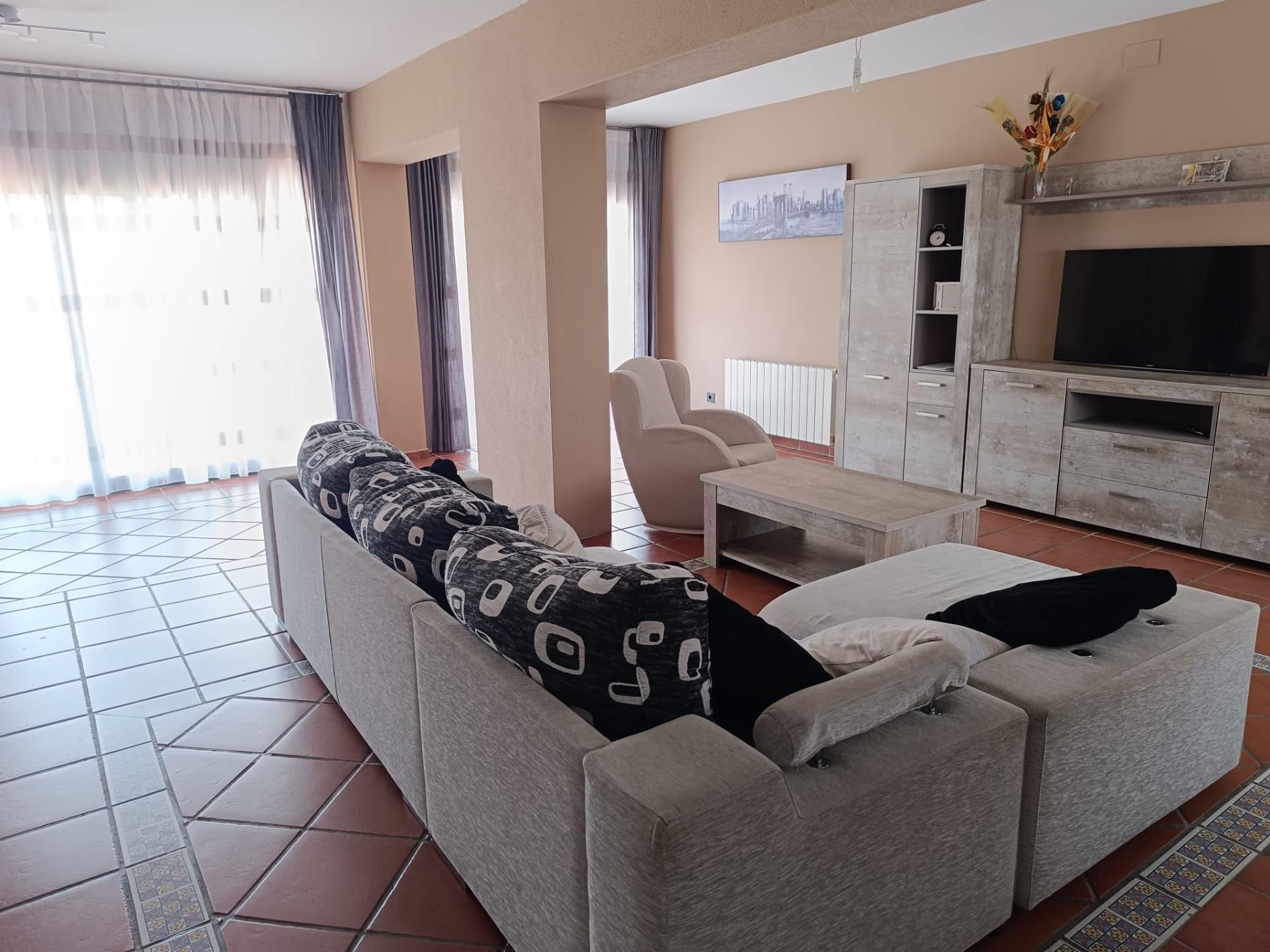 Sala de estar de Casa o chalet en venta en Esparreguera con Calefacción, Jardín privado y Terraza