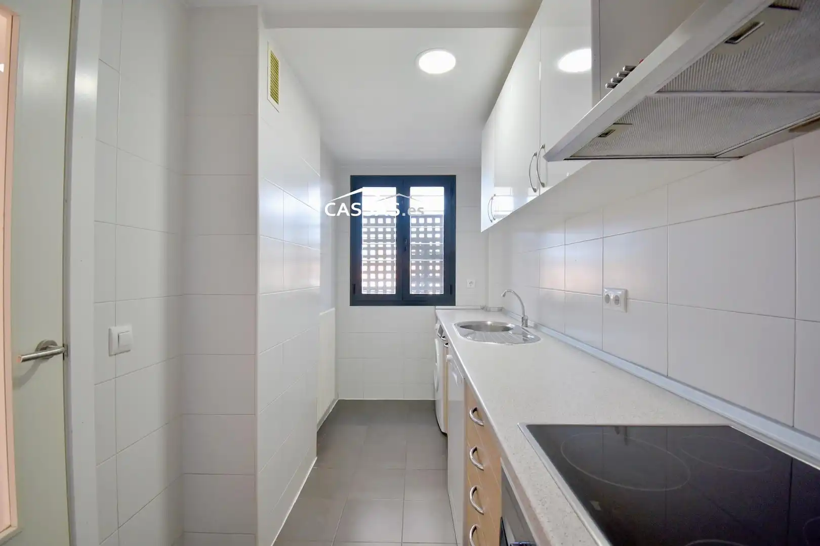 Cuina de Àtic en venda en Torrejón de Ardoz amb Calefacció, Terrassa i Traster