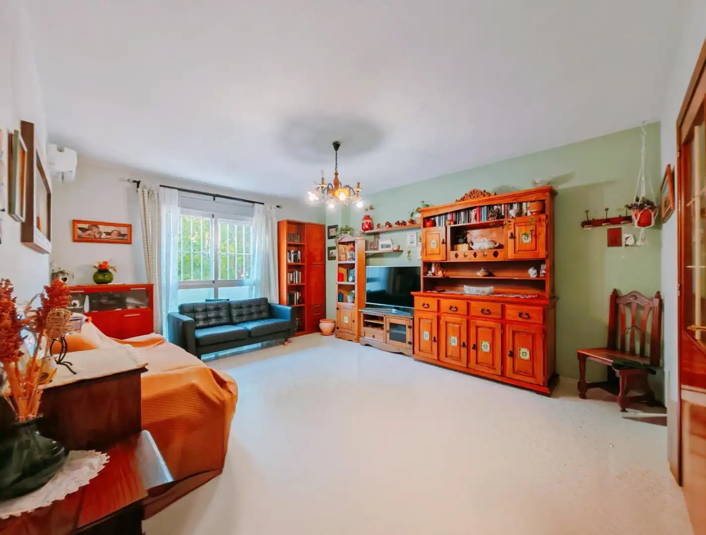Living room of Flat for sale in Jerez de la Frontera  with Storage room and Community pool