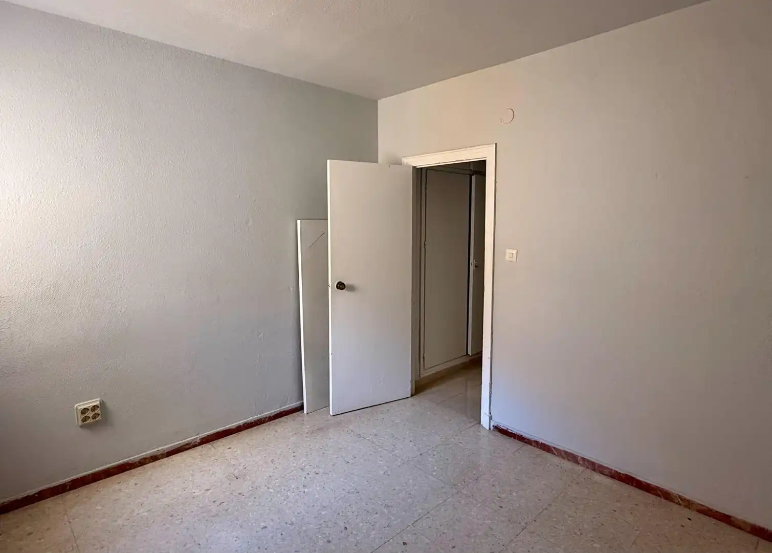 Dormitori de Pis en venda en Cádiz amb Terrassa i Balcó