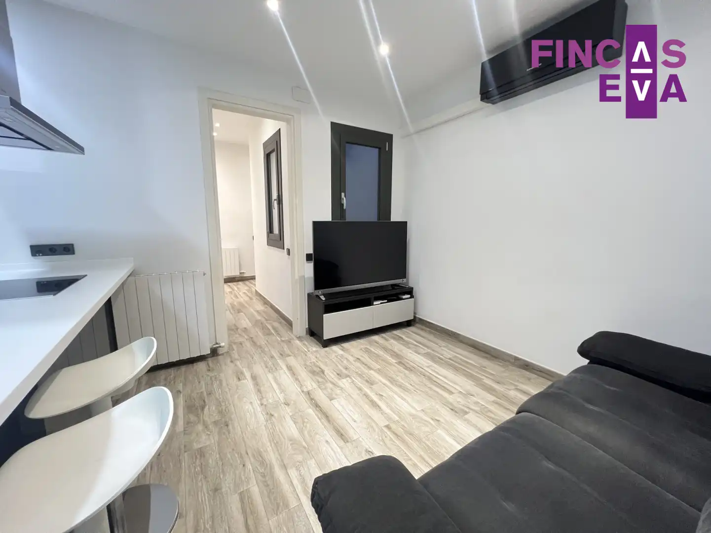 Sala de estar de Piso en venta en Barcelona con Calefacción, Parquet y Balcón