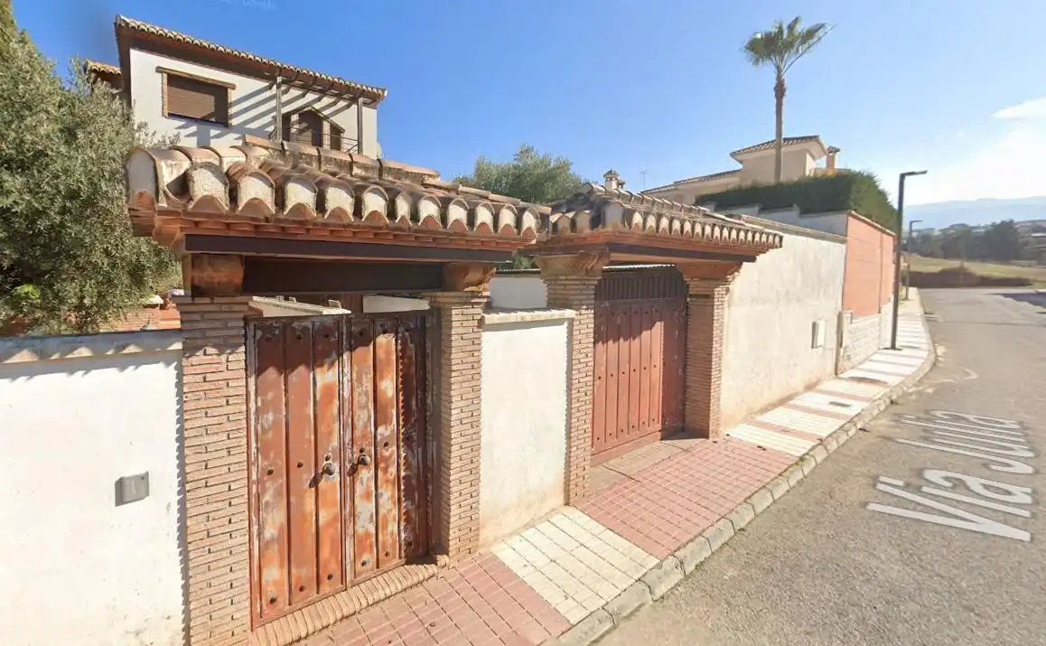 Vista exterior de Casa o chalet en venta en Villa de Otura con Jardín privado y Piscina