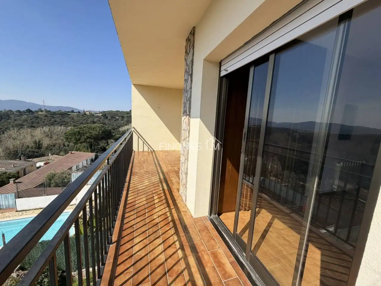 Terrassa de Casa adosada en venda en Tordera amb Jardí privat, Terrassa i Piscina