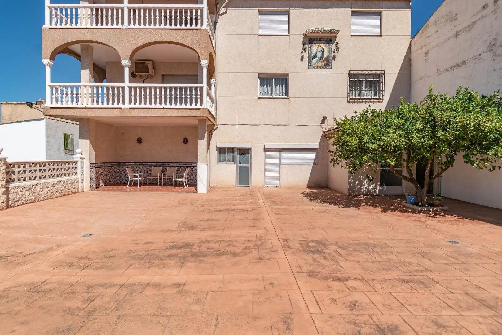 Exterior view of Detached homes for sale in Jun  with Terrace, Furnished and Alarm