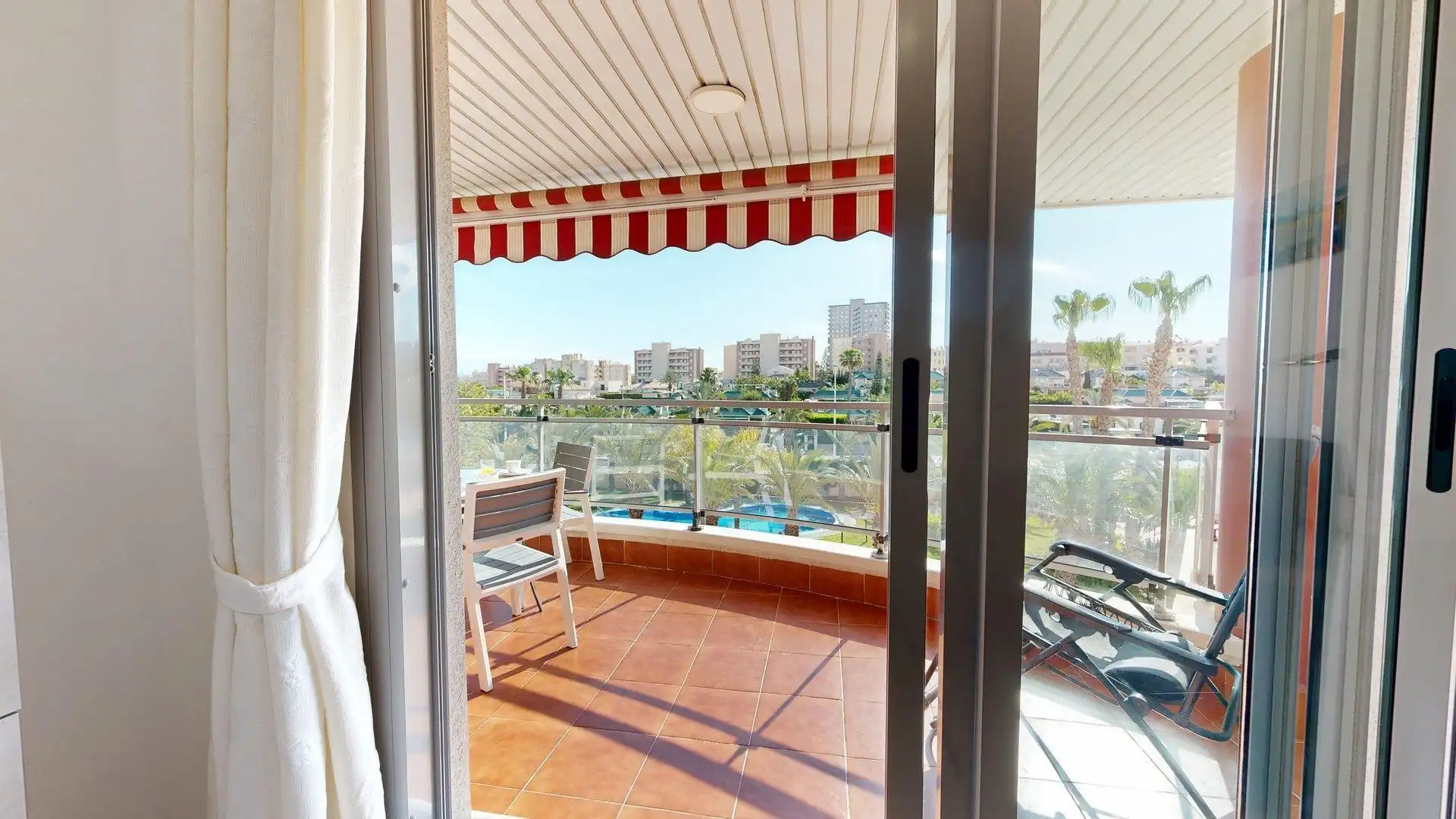 Balcony of Apartments for rent in Elche / Elx  with Air Conditioner, Heating and Private garden