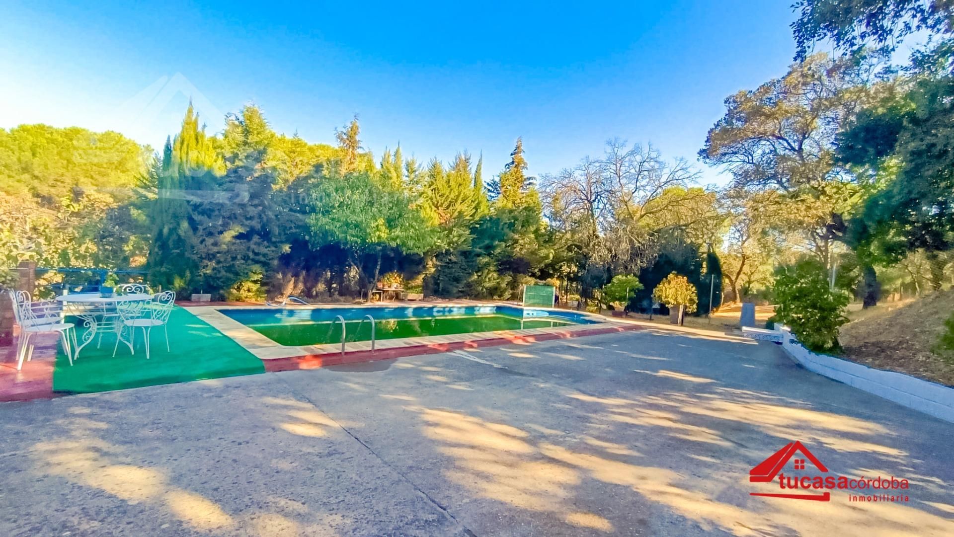 Piscina de Finca rústica en venda en  Córdoba Capital amb Jardí privat i Piscina