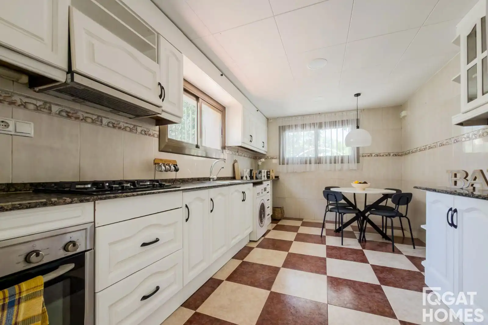 Küche von Haus oder Chalet zum Verkauf in Sant Cugat del Vallès mit Klimaanlage, Heizung und Terrasse