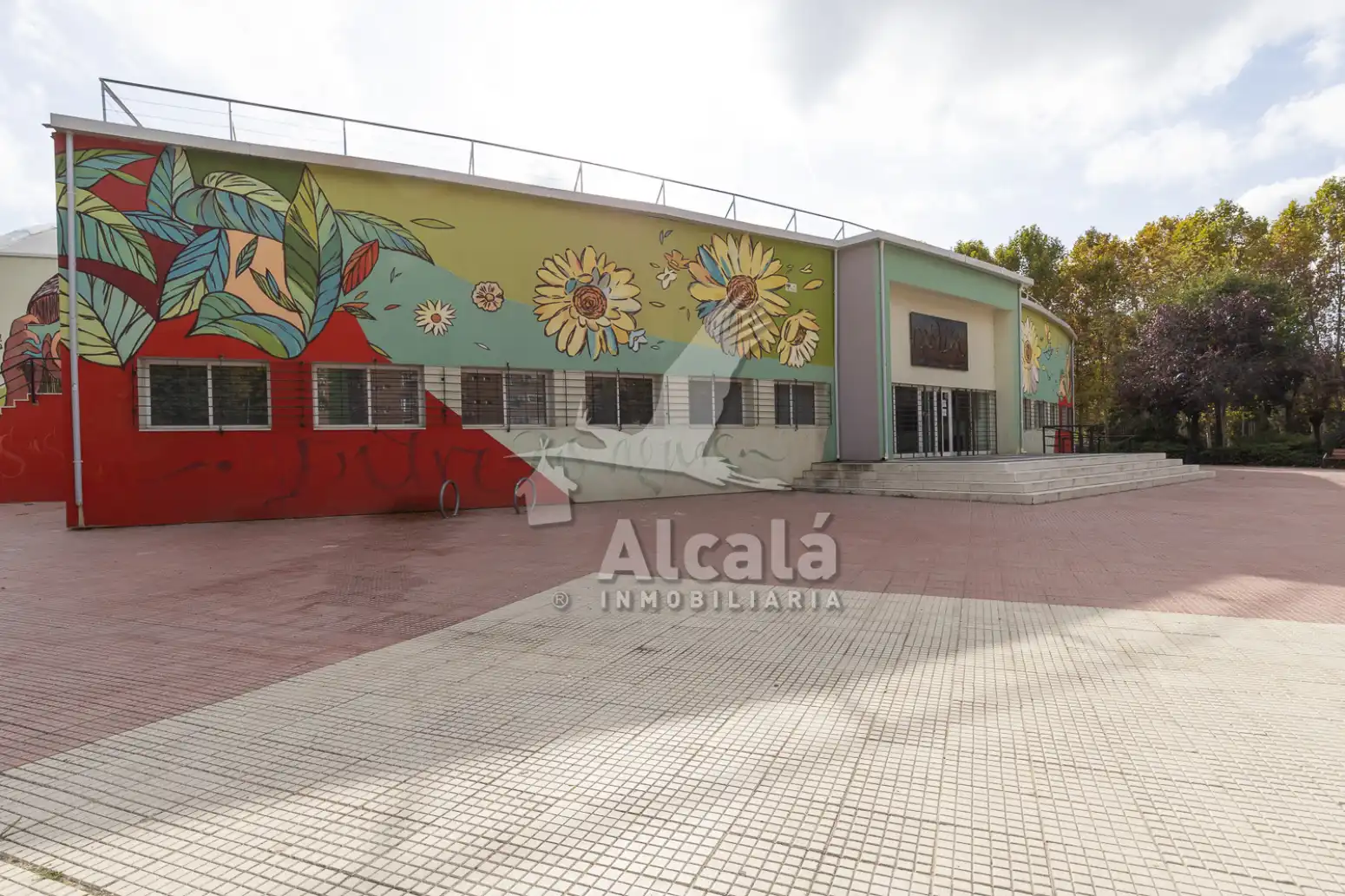 Vista exterior de Garaje en venta en Alcalá de Henares