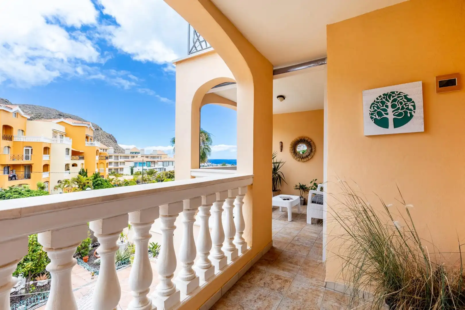 Apartment with pool for sale in Los Cristianos, imagen 3