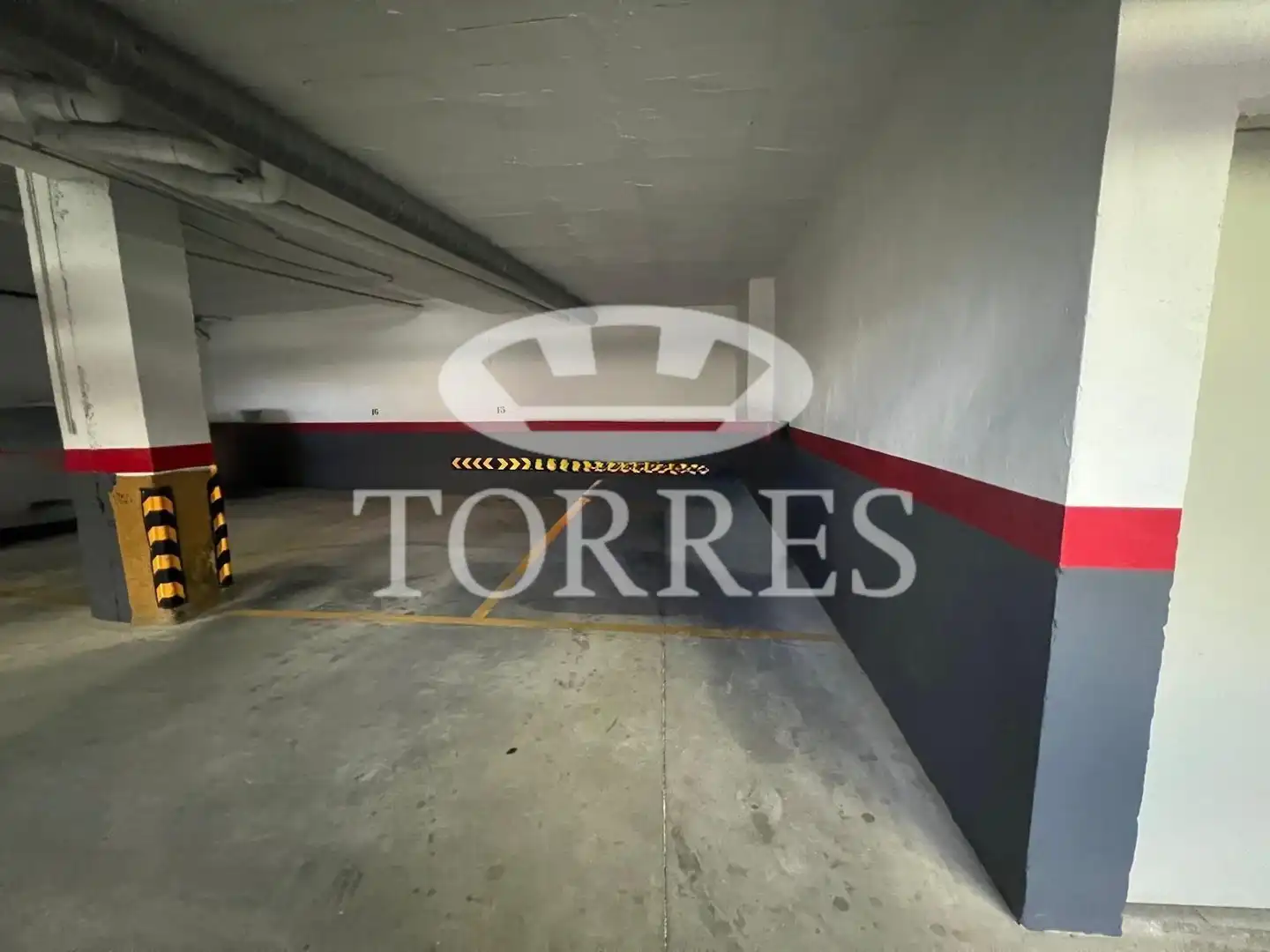 Parking of Flat for sale in Fuengirola  with Air Conditioner, Terrace and Storage room