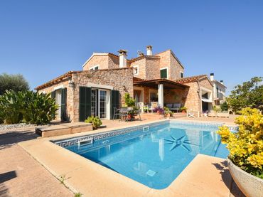 Detached house with pool for sale in Pòrtol