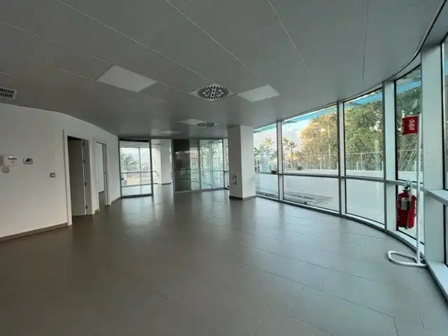 Büro zum Verkauf in Murcia mit Klimaanlage, Heizung und Terrasse