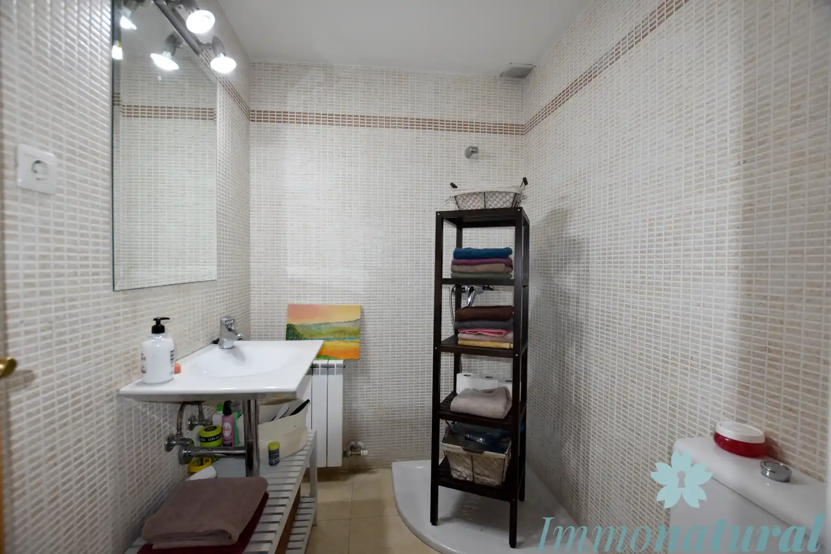 Baño de Ático en venta en Torrelles de Llobregat con Calefacción, Terraza y Trastero