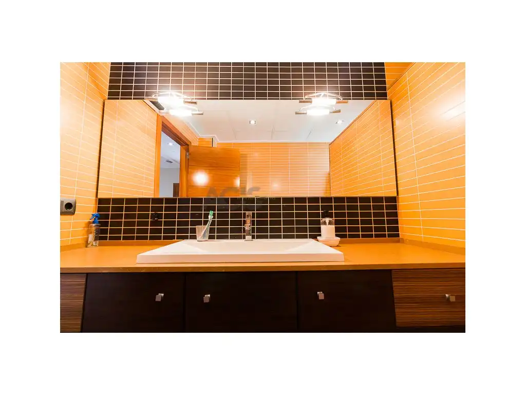 Baño de Casa o chalet en venta en L'Alcúdia con Aire acondicionado, Jardín privado y Terraza