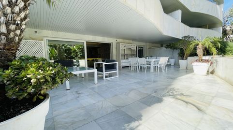 Foto 3 de Piso de alquiler en Calle Los Granados, 18, Puerto Banús, Marbella