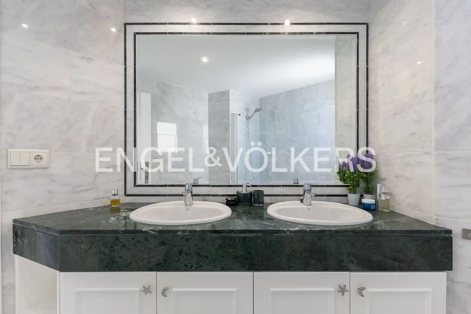 Baño de Piso de alquiler en Altea con Aire acondicionado, Calefacción y Jardín privado