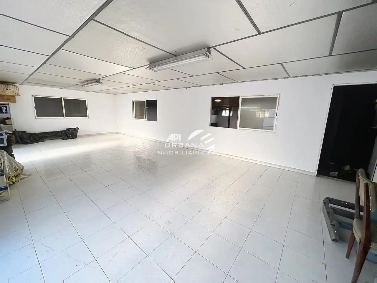 Nave industrial de alquiler en Lucena