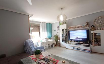 Sala d'estar de Pis en venda en  Córdoba Capital amb Aire condicionat, Calefacció i Parquet