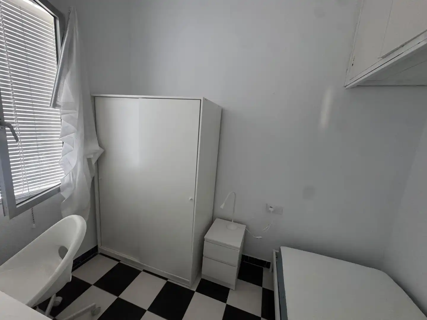 Bedroom of Flat for rent in Nervión
