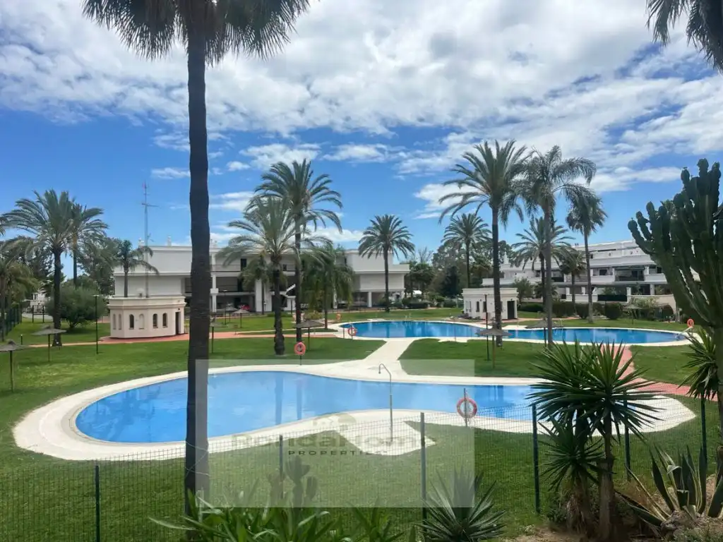 Jardí de Pis de lloguer en Marbella amb Terrassa