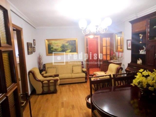 Sala d'estar de Pis de lloguer en  Madrid Capital amb Calefacció i Terrassa