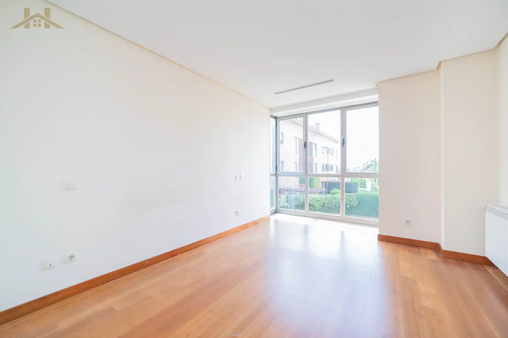 Vista exterior de Piso en venta en Madrid con Aire acondicionado, Calefacción y Parquet