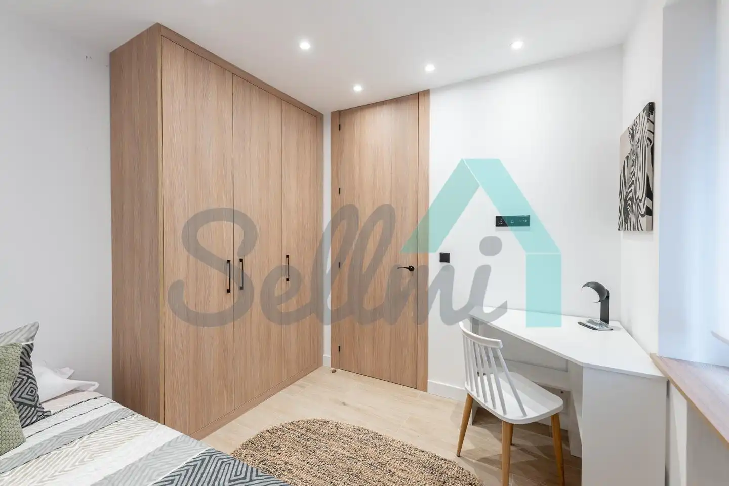 Flat for rent in Calle Real Oviedo, Masip