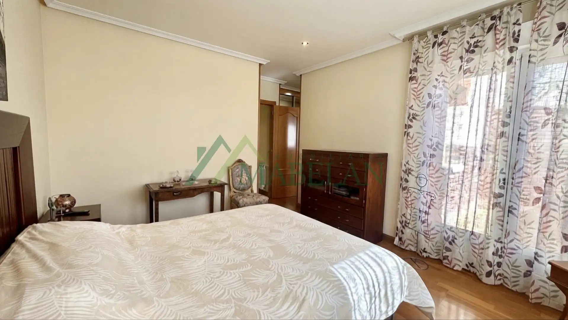 Habitación de Casa adosada en venta en Valdemorillo pueblo