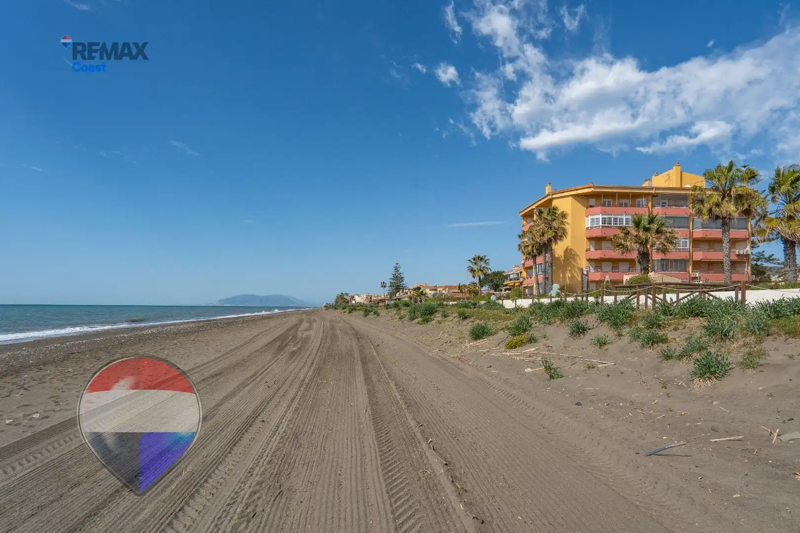 Außenansicht von Wohnung zum Verkauf in Rincón de la Victoria mit Privatgarten, Terrasse und Gemeinschaftspool
