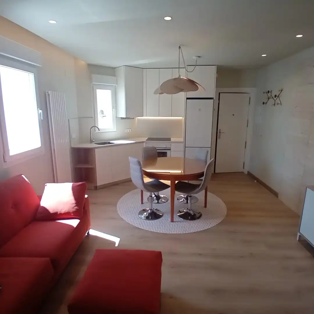 Appartement compact avec ascenseur à louer à Gran Vía de San Marcos