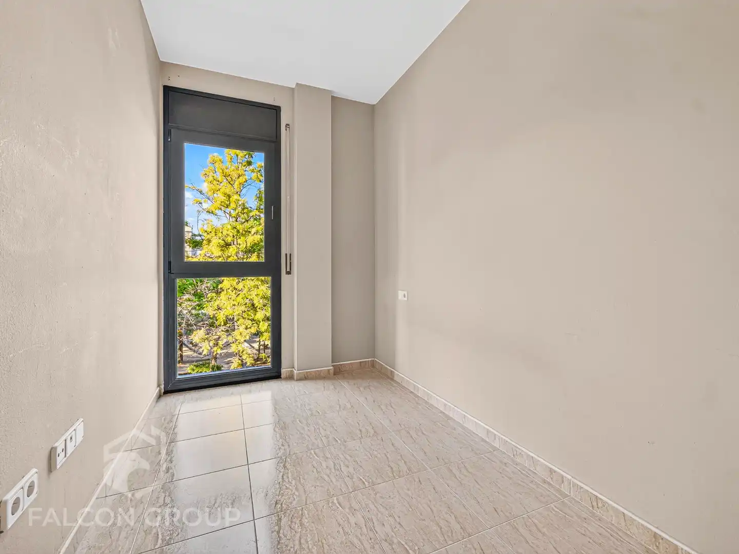 Terraza de Piso en venta en Vilanova i la Geltrú con Trastero y Balcón