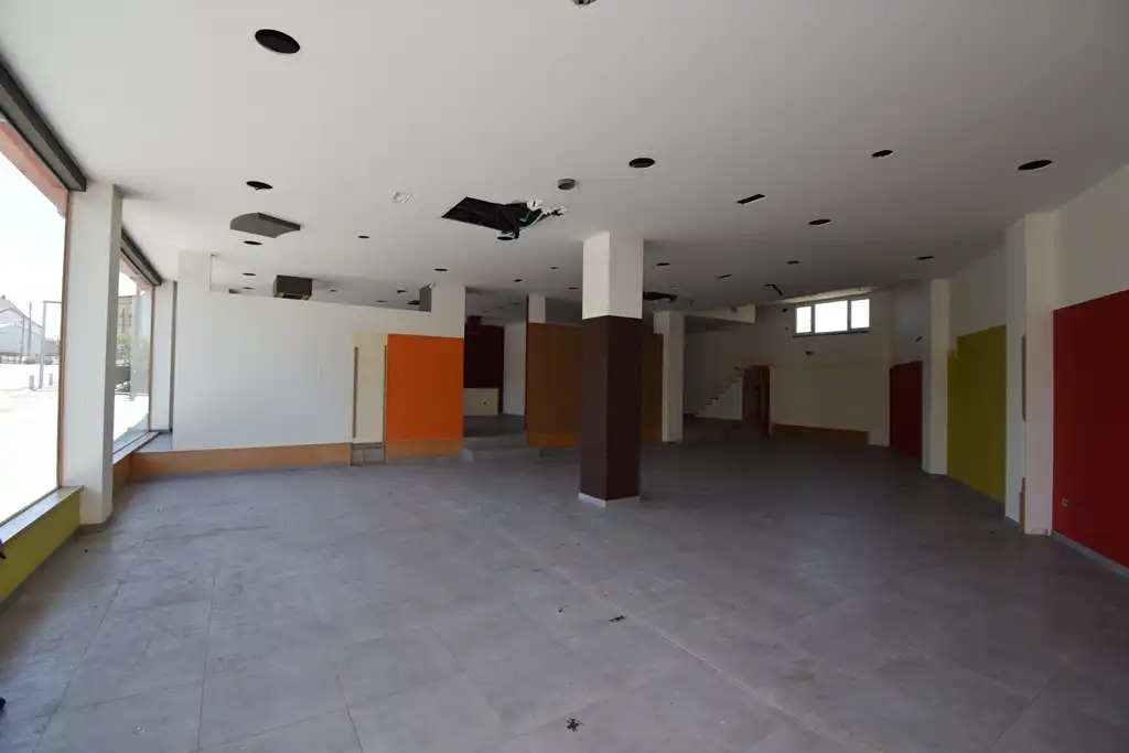 Business premises to rent in Rúa Raxel 16, imagen 5