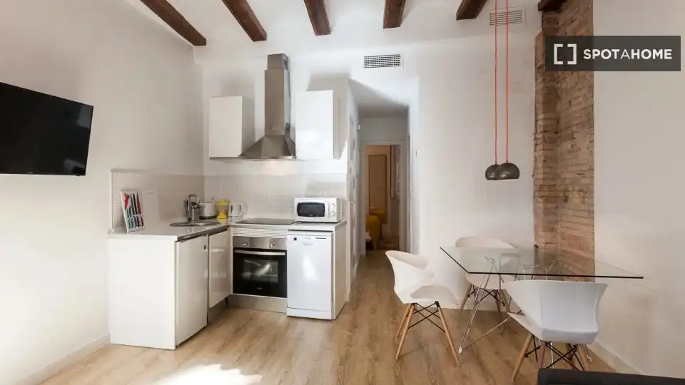 Cocina de Piso de alquiler en Mislata con Aire acondicionado, Calefacción y Amueblado