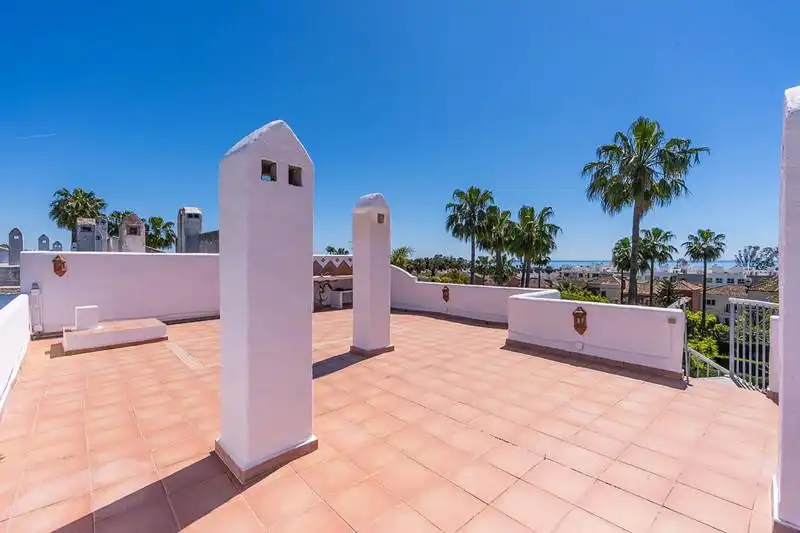 Terrace of Detached homes for rent in Estepona  with Air Conditioner, Heating and Terrace